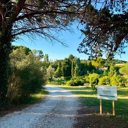 A La Ferme, Le Jardin Bleu, Le Bleu Tulette